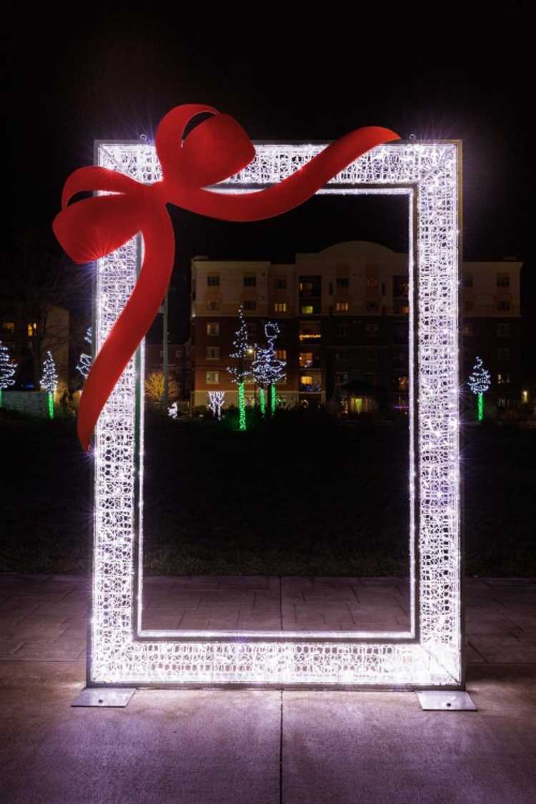 Holiday Gift Box Light Up Frame